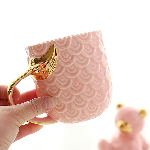 Mermaid Coffee Mugs/Tea Cups with Gold Handle Creative Ceramic Drinkware (Pink)