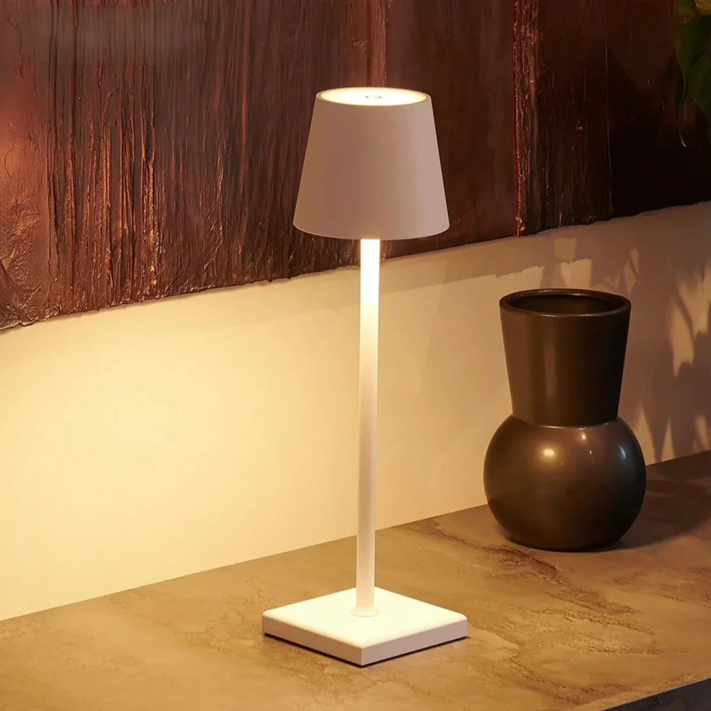 Minimalistic Table Lamp - LMP YA15