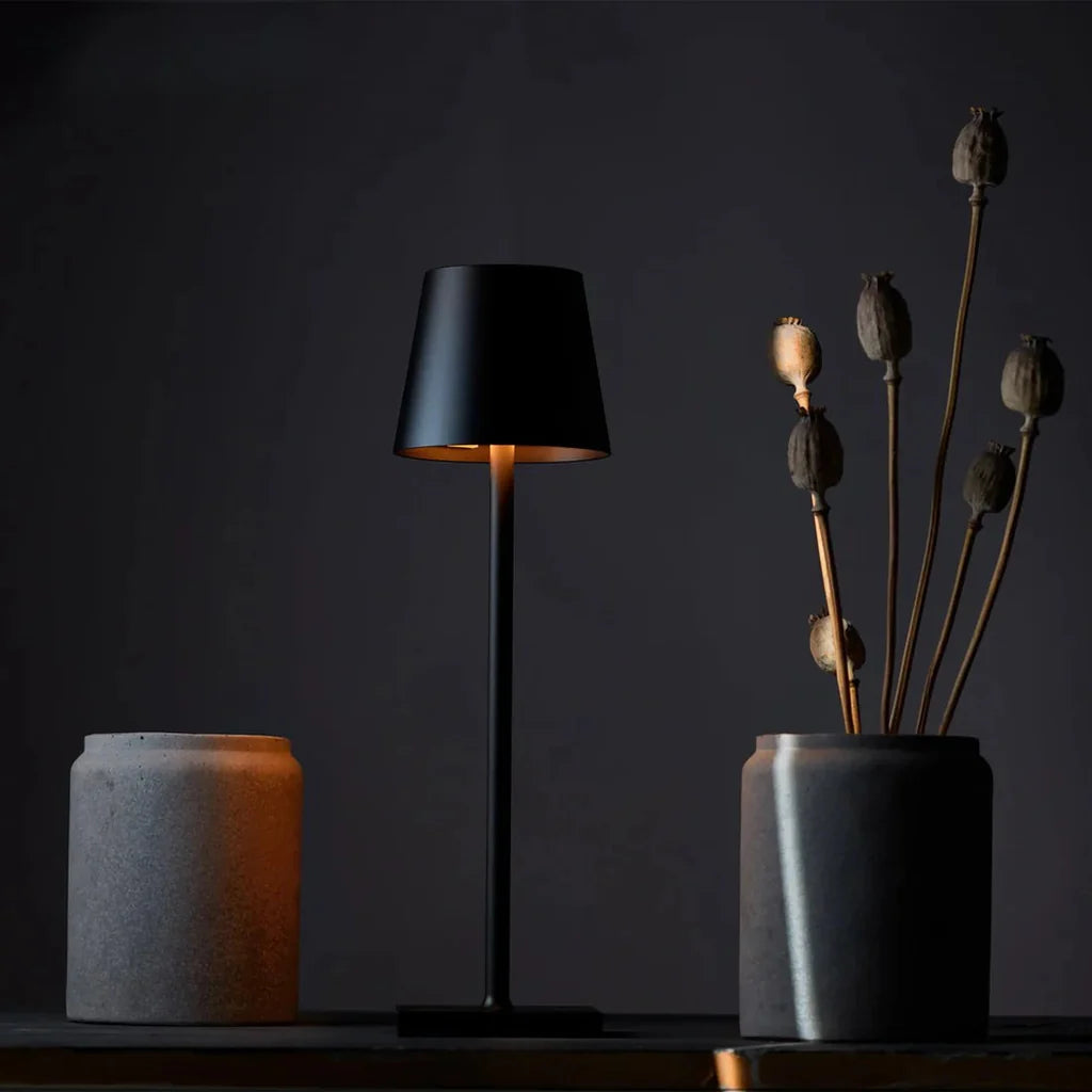 Minimalistic Table Lamp - LMP YA15