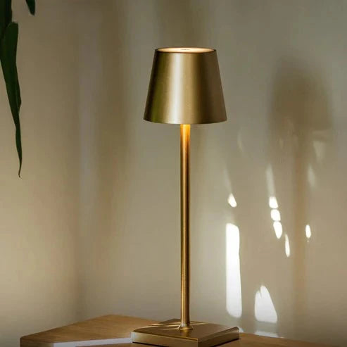 Minimalistic Table Lamp - LMP YA15