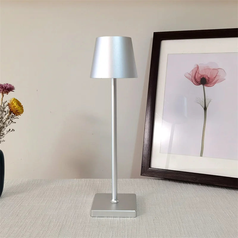 Minimalistic Table Lamp - LMP YA15