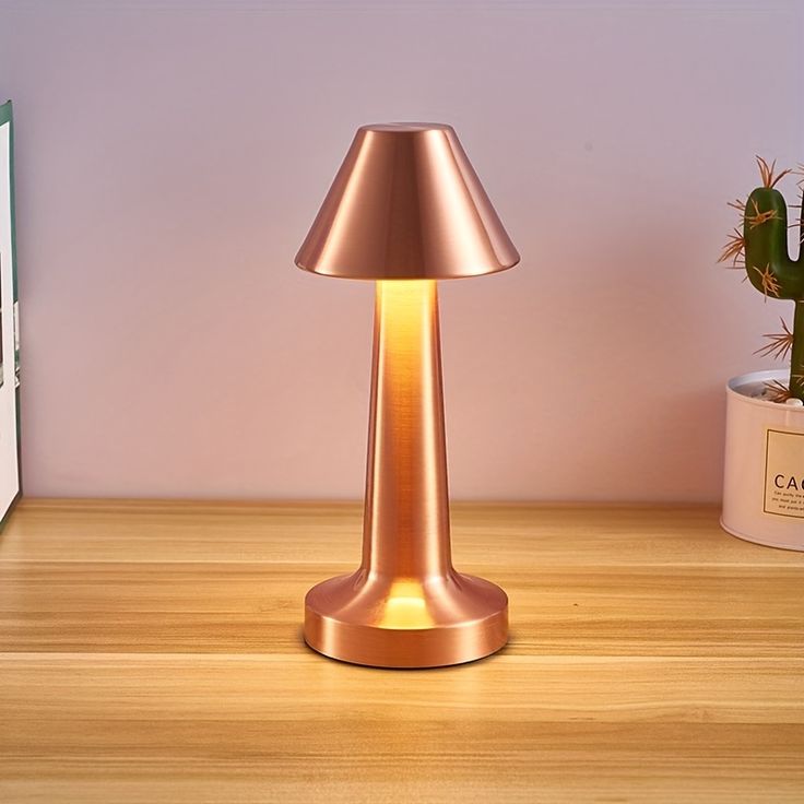 Retro Cone Style Lamp - LMP YA12