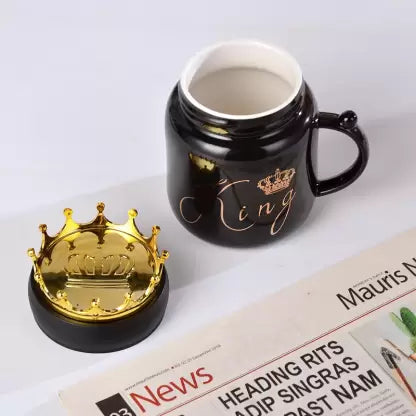 King & Queen Crown Lid Couples Coffee Mug With Phone Holder Ceramic Material Coffee Tea Mug Black & Red (400 ml) Gifts for Couples, Birthday Gifts For Your partner.